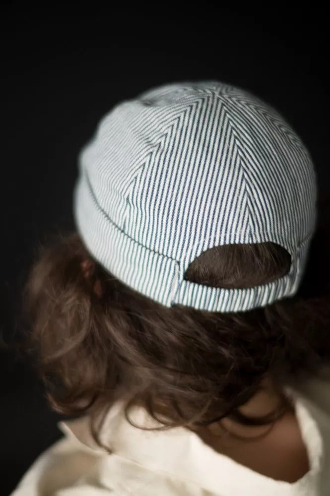 DOCKER BEANIE *less than 1m