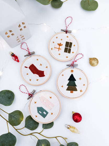 Embroidery Set - Merry Christmas (ornament trio) - TIGHT EMBROIDERED