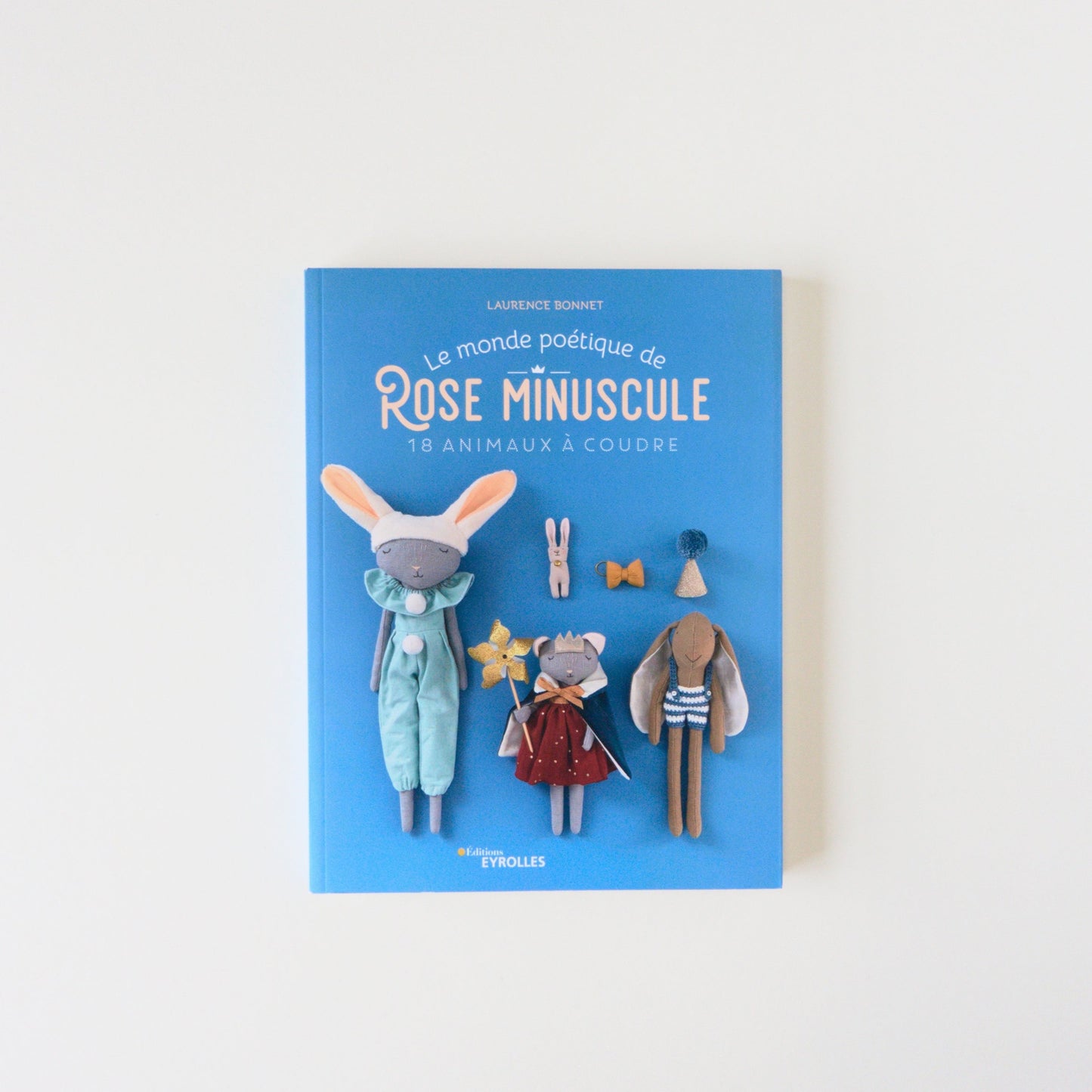 The poetic world of Rose Minuscule 