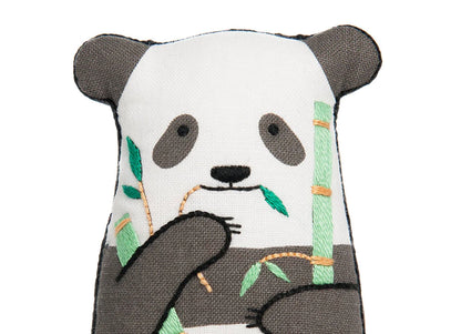 Panda - Kit peluche à broder (niveau 1) - KIRIKI PRESS